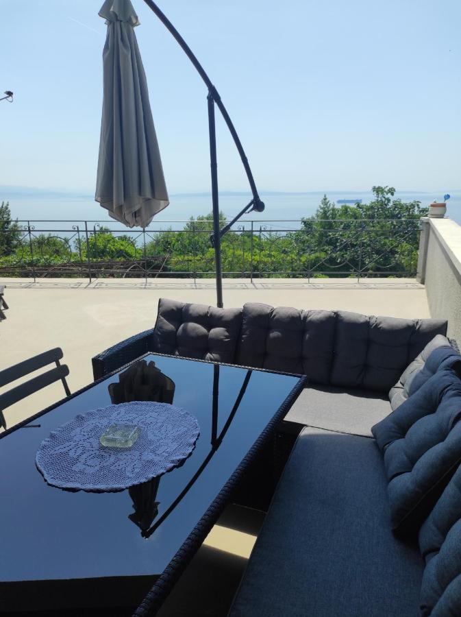 Apartments Aurora Opatija Bagian luar foto